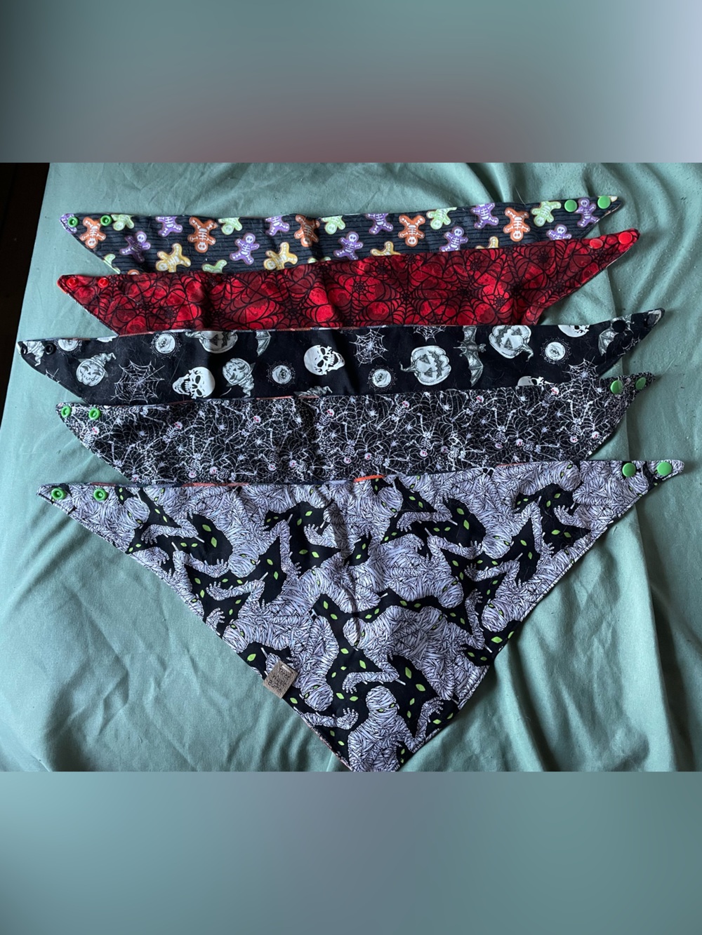 π¦ Bundle of 5 Doggie Bandanas